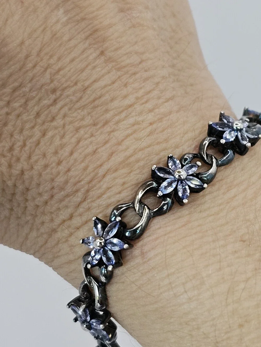 Vintage Estate Floral Tanzanite Darkened Sterling Silver Rhodium Bracelet 7.5